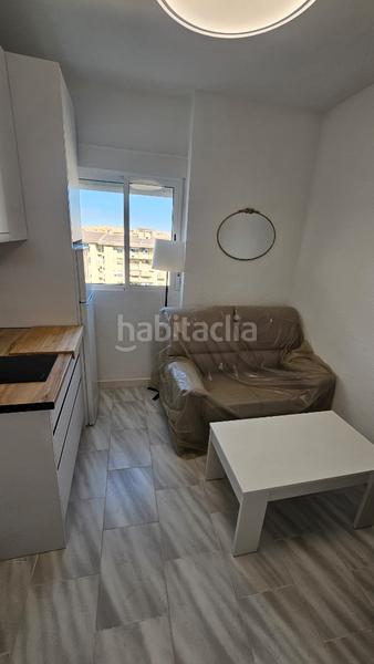 Foto b4d18e61-ccba-451e-b8ad-f22c8baaedd3. Lloguer apartament a Avda de Madrid - Pº de la Estación Jaén