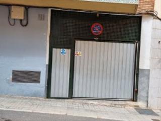 Parking voiture  Calle isaac albéniz