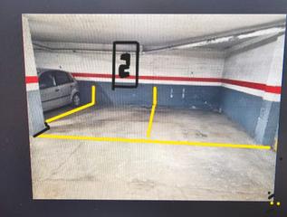 Parking voiture  Calle isaac albéniz