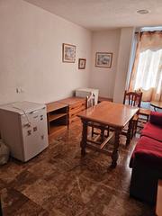 Affitto Piccolo appartamento  Calle del cardenal marcelo spínola. Apartamento amueblado en zona universidad