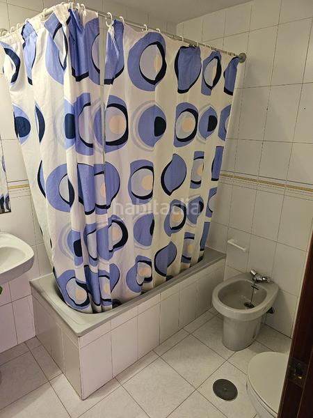 Foto b9d1be65-173f-4cd2-9c54-7bf06fa000fe. Alquiler apartamento  amueblado en zona universidad en Jaén