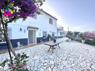 Country house en Albox. Bienvenidos a un verdadero paraso!  te presentamos una increbl