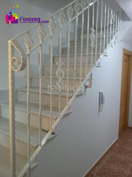 Foto 23788646-c618-4786-b500-d49ac0beb926. Triplex avec parking dans Albox