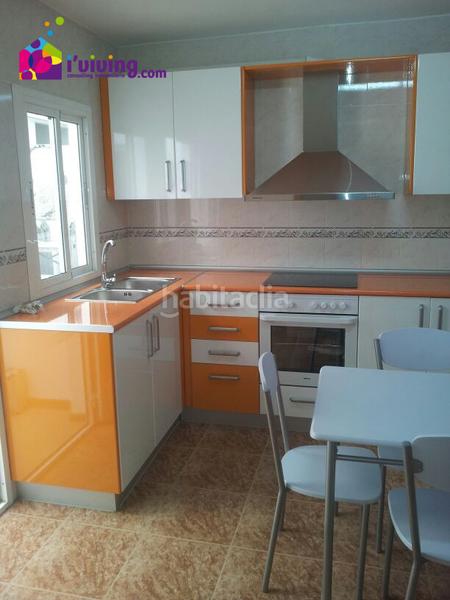 Foto c88372f8-3acc-483a-bec2-7639aeb48ebf. Triplex avec parking dans Albox