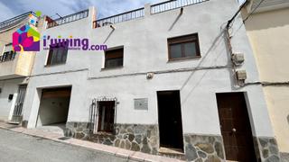 Casa a Albox. Bienvenidos a la oportunidad de adquirir una espectacular casa e