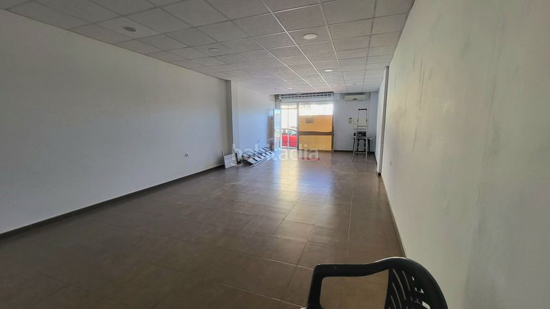 Foto a817022b-11e8-4ae3-867e-c0818ee0bc17. Lloguer local comercial a Albox
