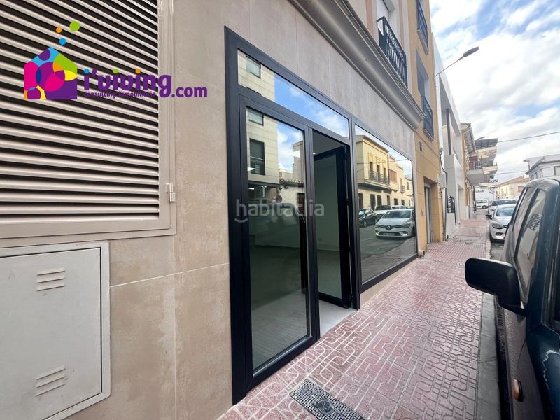 Foto 3c9203a9-3dc9-4c32-a7dd-9043a6b4f048. Lloguer local comercial a Albox