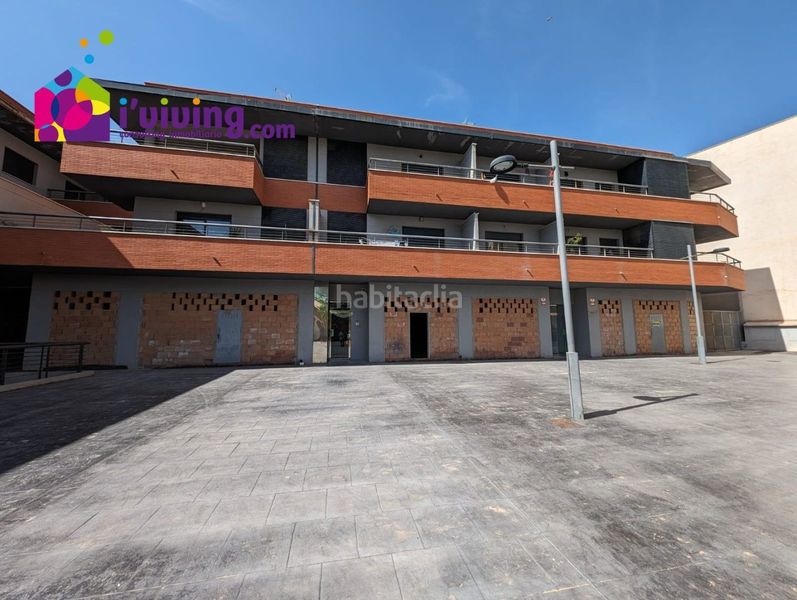 Foto bc423791-ebb9-43f6-8358-42664a3466a4. Local comercial  en avenida almeria 3 en Olula del Río