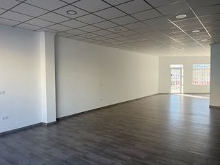 Affitto Locale commerciale in Albox. Local comercial en avenida america 42 albox