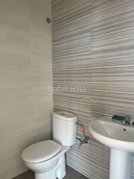 Foto b74bba2d-105c-4a1e-ad39-60fa80ca8999. Lloguer local comercial a Albox