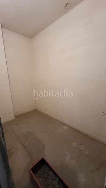 Foto 8f4d23d6-0879-468b-8433-8a5ad8232b34. Aparcament cotxe a Albox