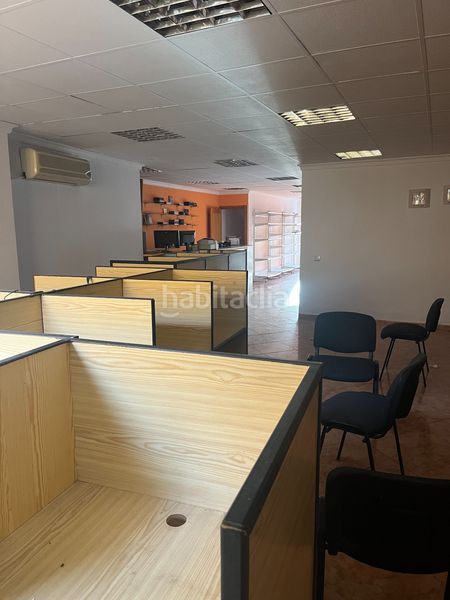 Foto 66bfaa8d-546d-427d-99eb-c0ca4cf6bbd7. Lloguer local comercial a Albox