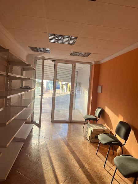 Foto fe1b5598-2c3e-4901-9aa4-7b5848f55970. Lloguer local comercial a Albox