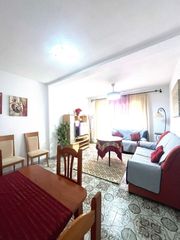 Miete Etagenwohnung in Albox. Amplio piso reformado de 4 dormitorios y 2 baños en la loma. amu