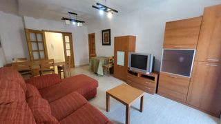Appartement à Albox. Amplio piso de 3 dormitorios y 2 baños en albox, junto al centro