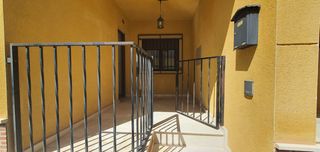 Miete Zweistöckige Wohnung in Macael. Dúplex semiamueblado en zona tranquila de macael