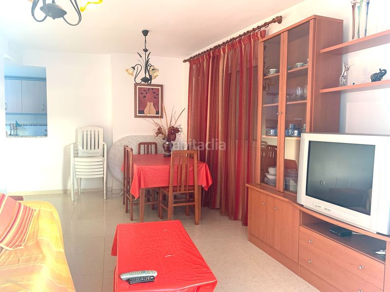 Foto 1cbe7bcf-e51b-48e0-87aa-d0fcee0217b7. Alquiler piso  en calle tenis 7 en puerto de Garrucha Garrucha