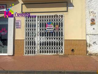 Location Local commercial à Albox. Local en alquiler de 160 m2 junto a mercadona de albox.requisito