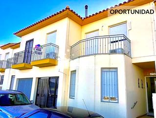 Duplex à Arboleas. Este casa  chalet se encuentra en carretera arroyo aceituno, 046