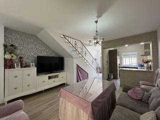Casa a Orense 21. Vivienda de dos plantas zona rancho asiento