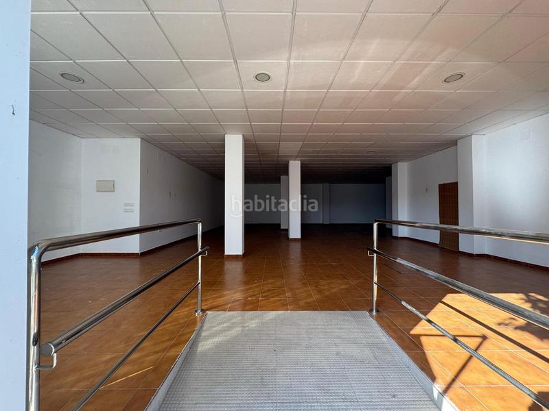 Foto 015b556d-f757-4875-aca4-118c8de06acb. Local comercial a Palacios y Villafranca (Los)