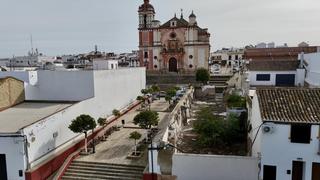 Terreny residencial a Cabezas de San Juan (Las). Solar de esquina en zona centro