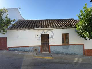 Casa a Montellano. Vivienda para reformar