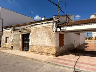 Casa a Cabezas de San Juan (Las). Vivienda de dos plantas en marismillas