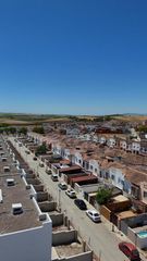 House  Donantes de sangre. Vivienda unifamiliar adosada en zona algodonera