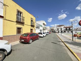 Casa in Viso del Alcor (El). Vivienda de tres plantas en el viso del alcor