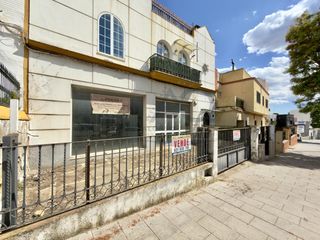 Local Comercial a Centro. Local comercial en venta  calle bailén, alcalá de guadaíra