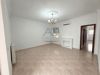 Haus in Palacios y Villafranca (Los). Planta baja en venta  zona la nana