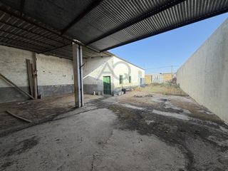 Industrial building in Palacios y Villafranca (Los). Nave industrial en venta!