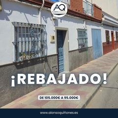 Casa a Calle jazmines 5. Vivienda en planta baja