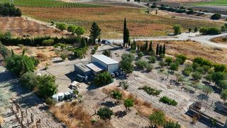 Masia a Cabezas de San Juan (Las). Parcela rústica zona valdeperros