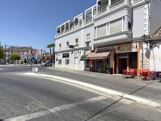 Local Comercial a Cabezas de San Juan (Las). Local comercial en zona plaza de los martires