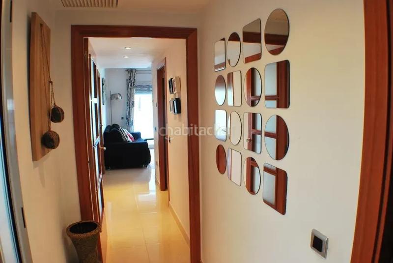 Foto f179159c-6d0c-4c24-b96c-112b44cd8dc9. Appartamento con parcheggio in Maritim Cubelles