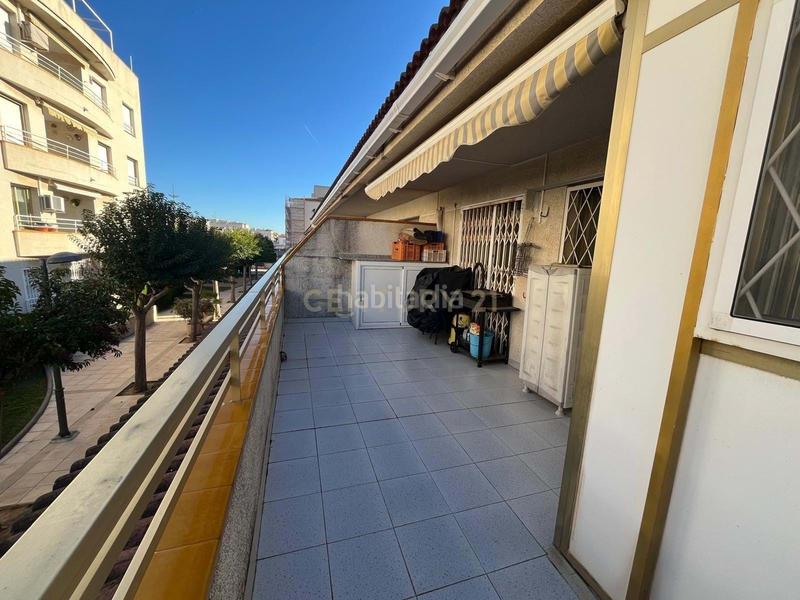 Foto 800c2d15-c432-4c53-9897-41da4e6f4898. Alquiler piso en passeig marítim en Can Nicolau - Les Sorres - Valparaiso Cunit