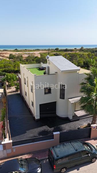 Foto 41dc4290-39e9-43a2-af51-6e6cfad60963. Casa in carrer sant cosme i damià in Bonavista Vendrell (El)