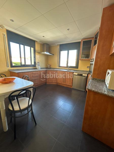 Foto 8bd800eb-fd27-4ece-bbce-a64737378cf0. Casa in carrer sant cosme i damià in Bonavista Vendrell (El)