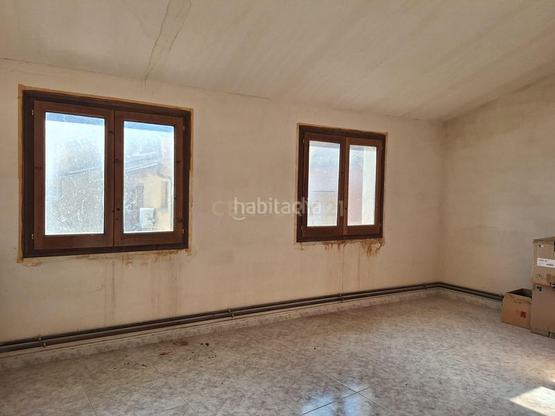 Foto 6c2f3d86-ef07-4842-b4b7-eb906c0fab34. Casa a plaça major a Sanaüja