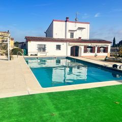 Maison  Carrer peonia, 2-6, nou vendrell, spain. Impresionante villa con piscina en el vendrell, tarragona