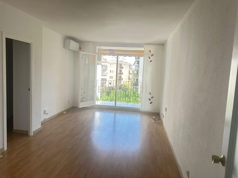 Foto 9f8f5dd7-86b5-455a-96f8-9aa8aa09089c. Apartament a Centre Sitges