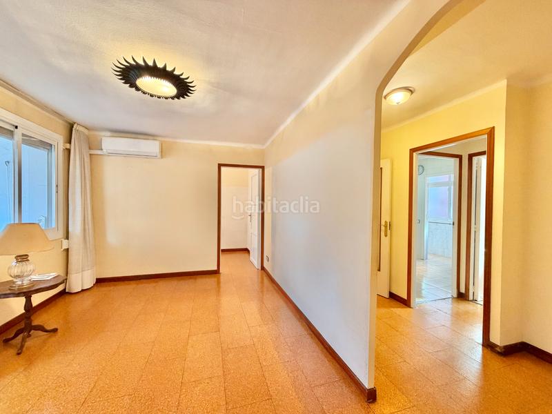 Foto 2b864d25-011b-4ffa-a2cc-0ede16b98fed. Pis a carrer del principat d'andorra 1 a La Gavarra Cornellà de Llobregat