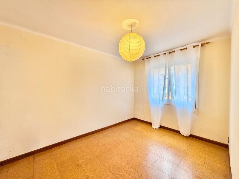 Foto b36babba-59cf-430f-9cc9-e8c0b3429fec. Pis a carrer del principat d'andorra 1 a La Gavarra Cornellà de Llobregat