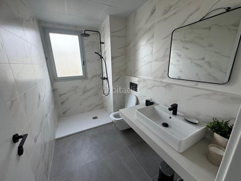 Foto 3f348840-61fd-4d93-88a7-35f0313d3c60. Piano terra con riscaldamento parcheggio piscina in Málaga