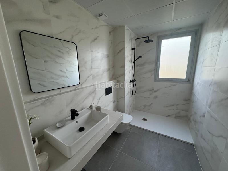 Foto f2bbb8b3-4cd6-4852-b368-566dcadb7c22. Piano terra con riscaldamento parcheggio piscina in Málaga