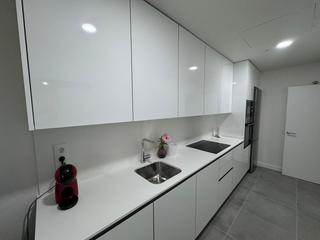 Piso en Limonar. Piso con terraza sureste solada, además de trastero y plaza de g