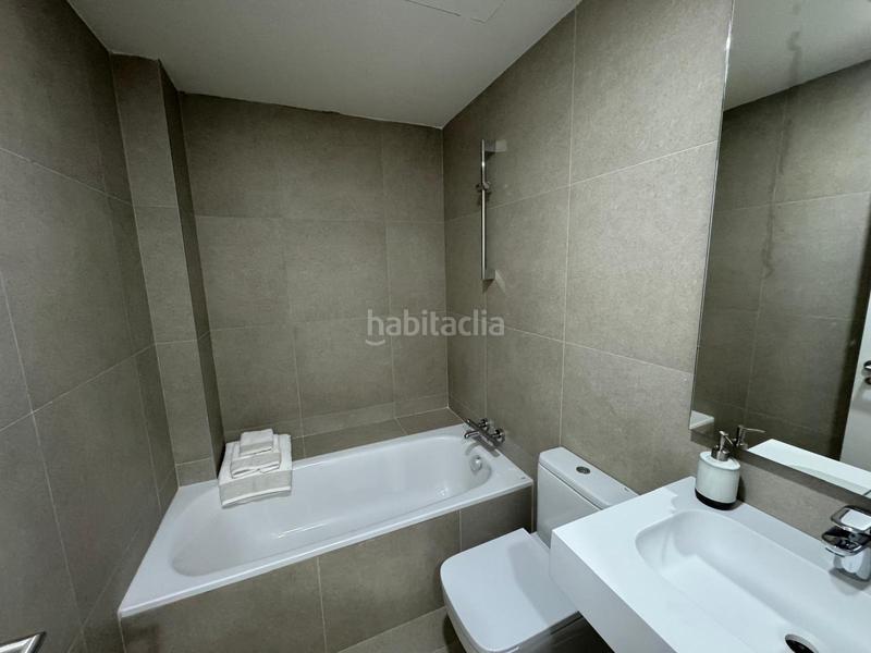 Foto 7f49975f-a030-4e91-b431-88b9291081eb. Àtic amb calefacció aparcament piscina a Limonar Málaga