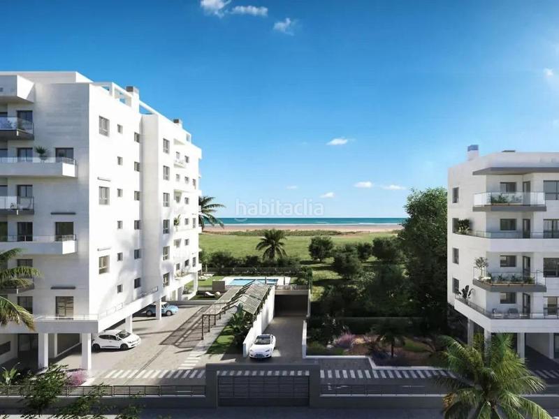 Foto 3c689f1f-4a77-4e7d-b271-3e777cfe5bb3. Attico con parcheggio piscina in Poniente-Faro Torre del Mar